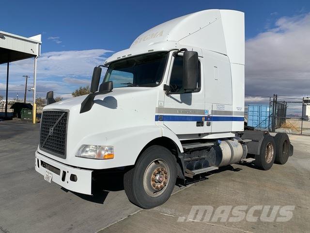 Volvo VNR64T Sattelzugmaschinen