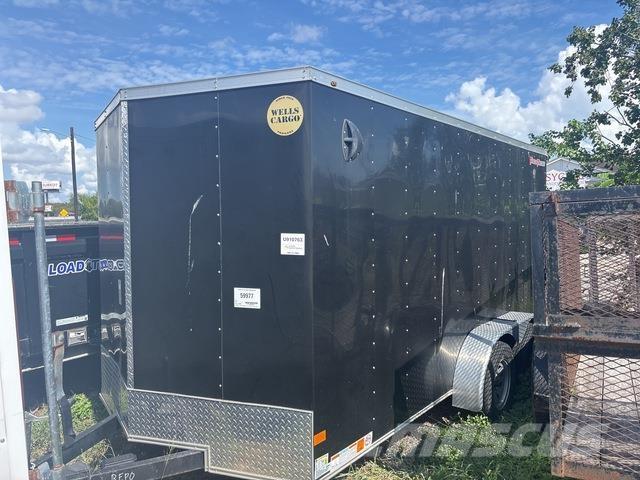 Wells Cargo  Anhänger-Kastenaufbau
