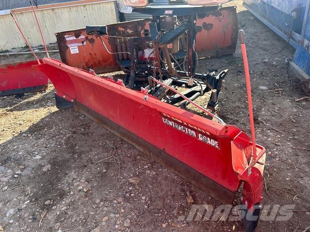 Western  Schneeschilde und -pflüge