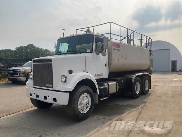 White/GMC  Sonstige Landmaschinen