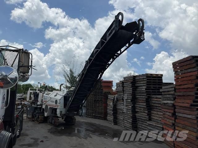 Wirtgen W1200F Asphaltfräsen