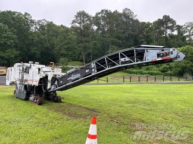 Wirtgen W1900 Asphaltfräsen