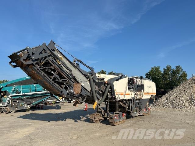 Wirtgen W210i Asphaltfräsen