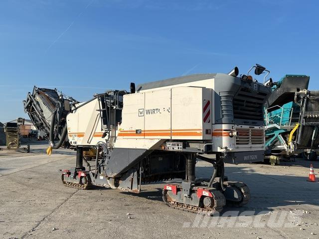 Wirtgen W210i Asphaltfräsen