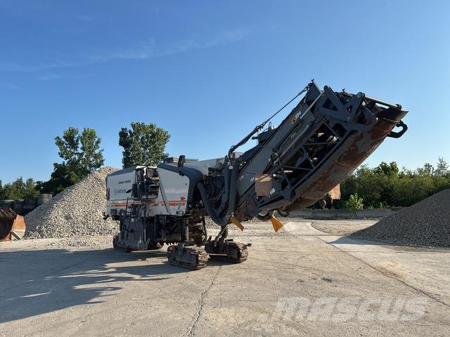 Wirtgen W210i Asphaltfräsen