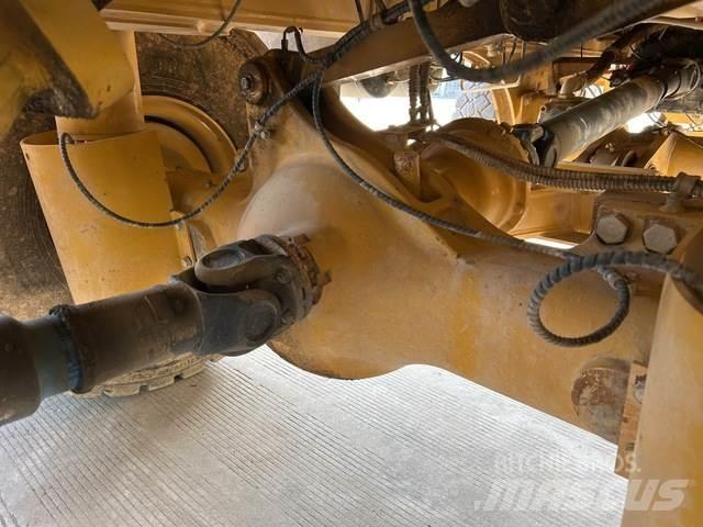 XCMG XDR70T Dumper - Knickgelenk