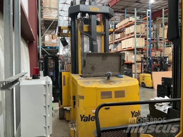 Yale NTA030SB Mittelhub-Kommissionierer
