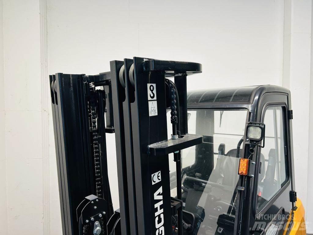 Hangcha CPD25-XEY2-SI Elektrostapler