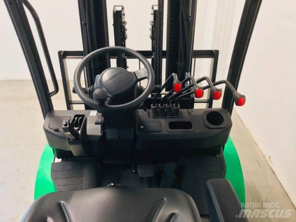 Hangcha CPD30-XD6-SI21 Elektrostapler