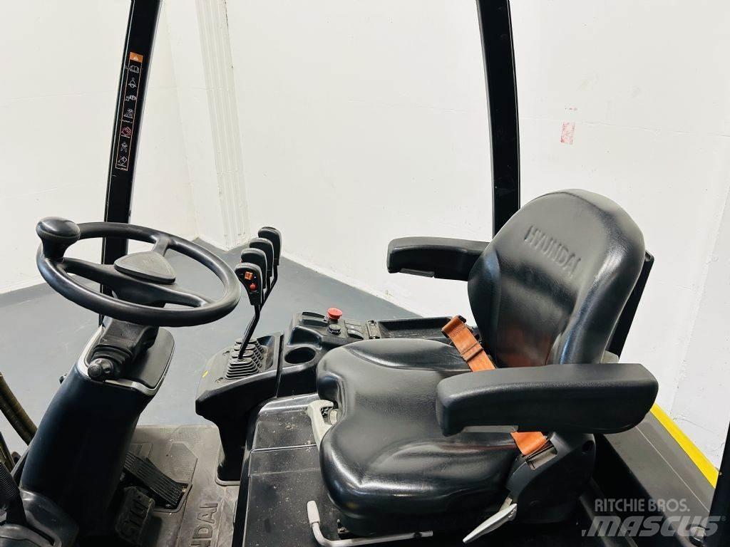 Hyundai 15BT-9 Elektrostapler