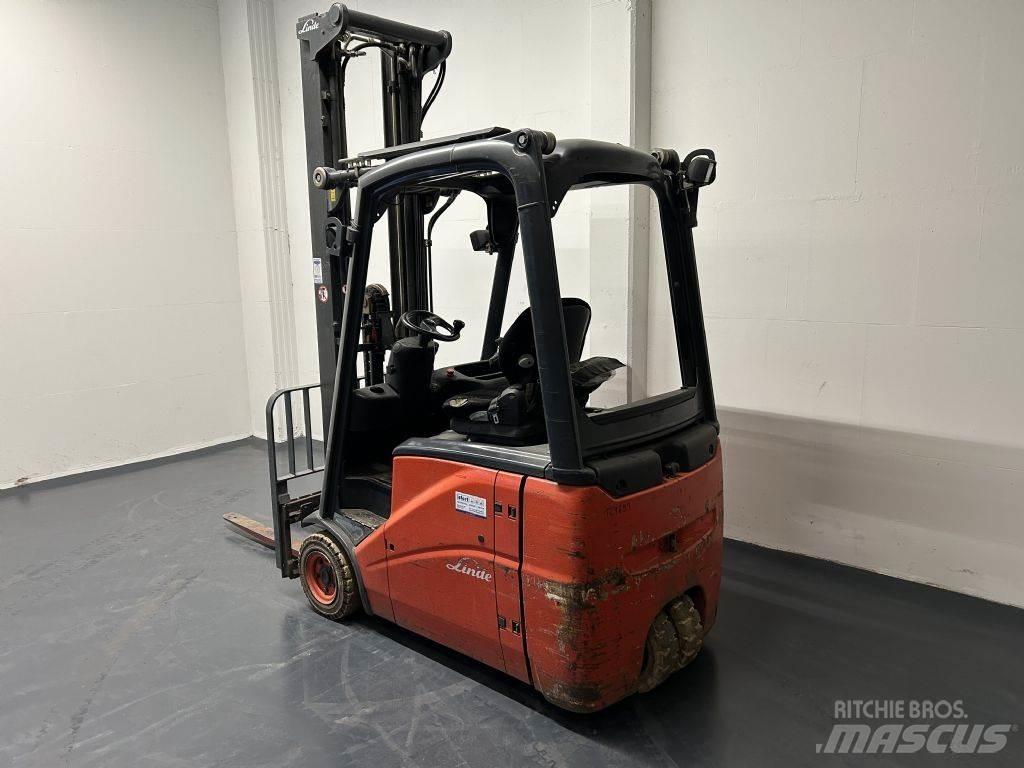 Linde E16H-01 Elektrostapler