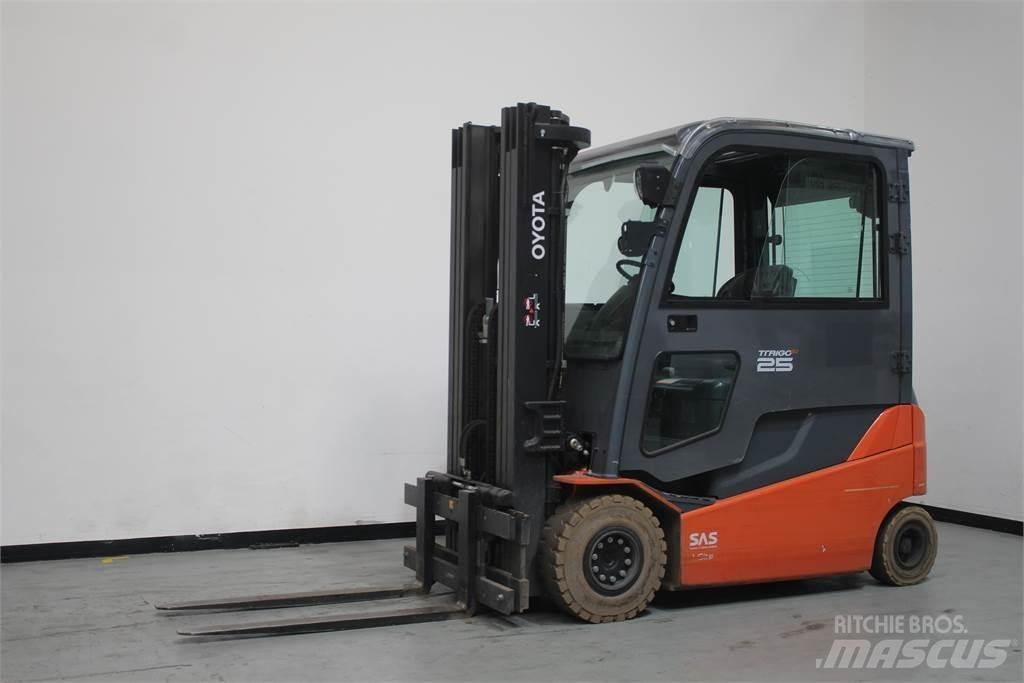 Toyota 8FBMT25 Elektrostapler