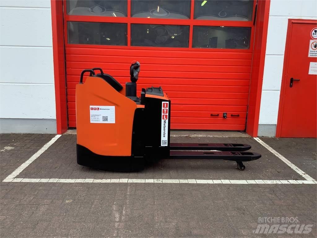 Toyota LPE200 Niedergabelstapler