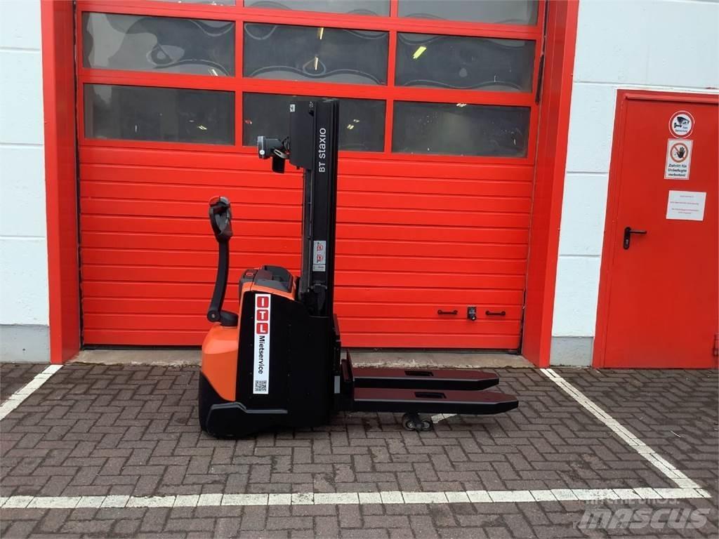 Toyota SWE120L Deichselstapler
