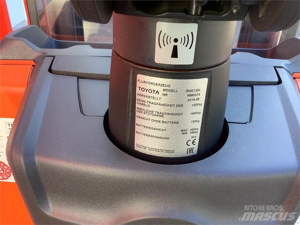 Toyota SWE120L Deichselstapler