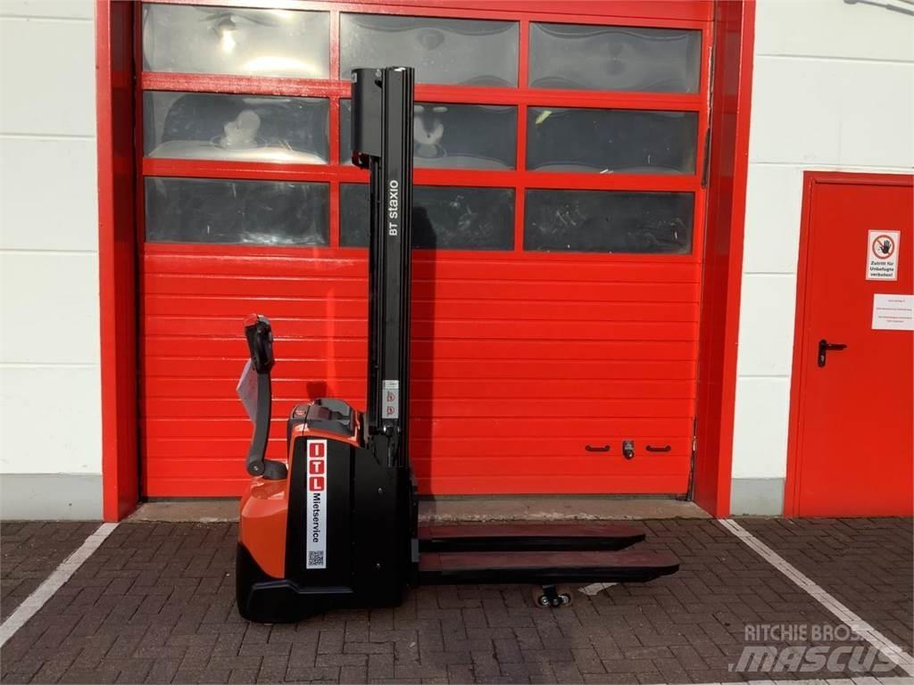 Toyota SWE140L Deichselstapler