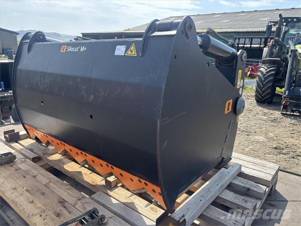 Ålö SG150 Futtermischwagen