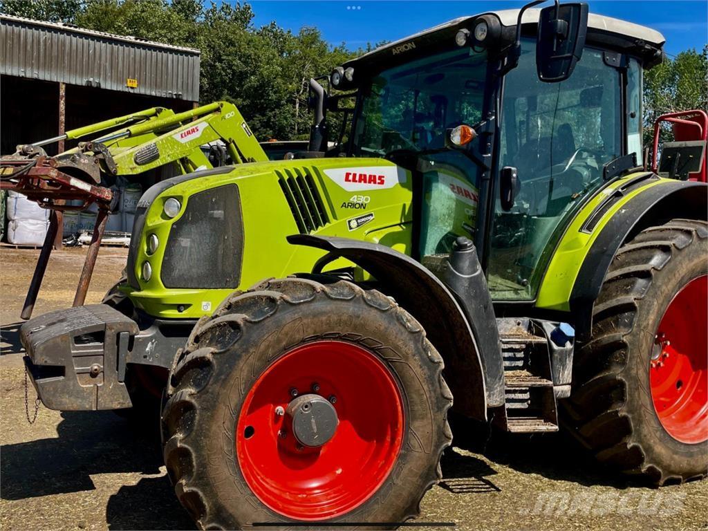 CLAAS ARION 430 Traktoren
