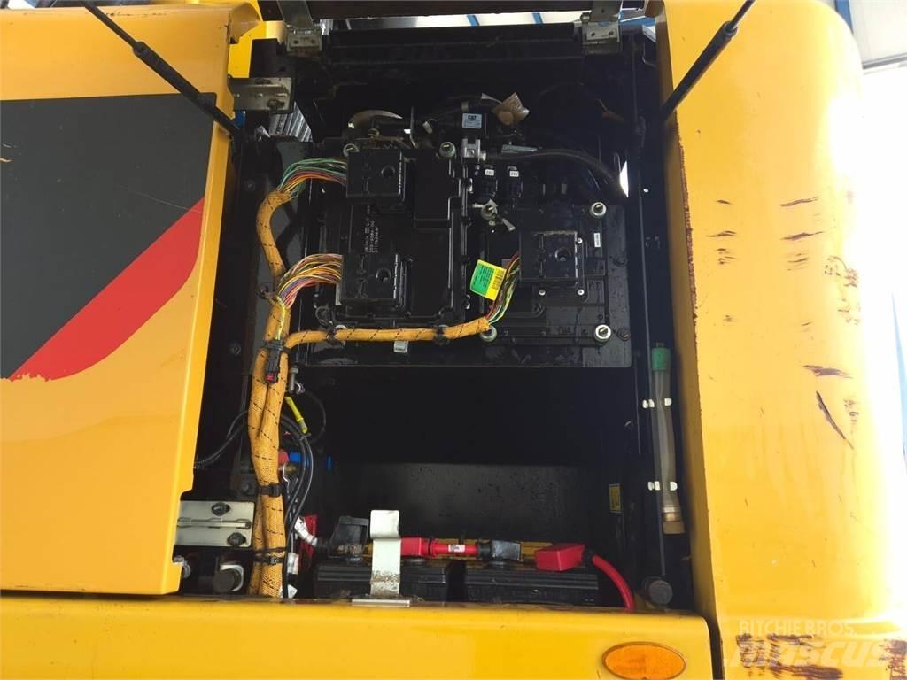CAT MH3022 Mobilbagger