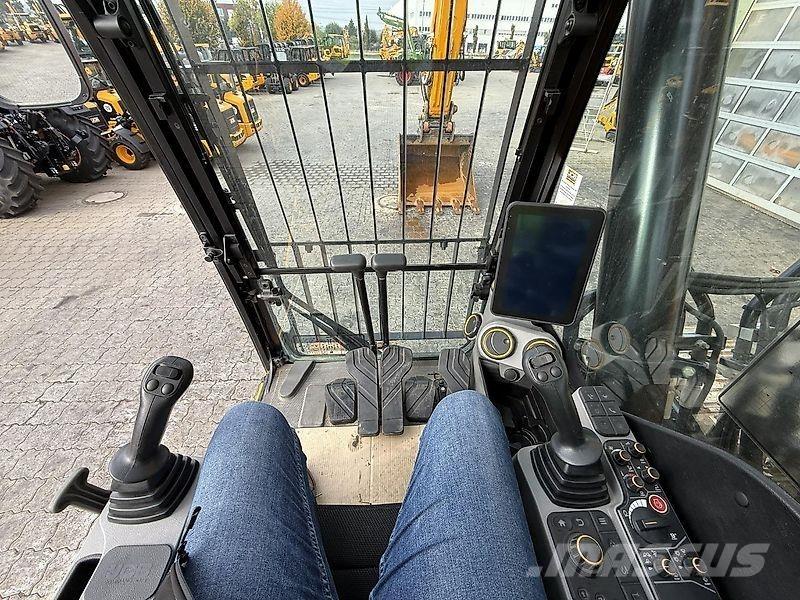 JCB 370X Raupenbagger
