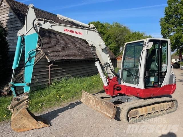 Takeuchi TB250 Midibagger  7t - 12t