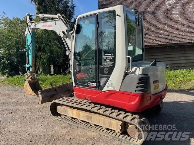 Takeuchi TB250 Midibagger  7t - 12t