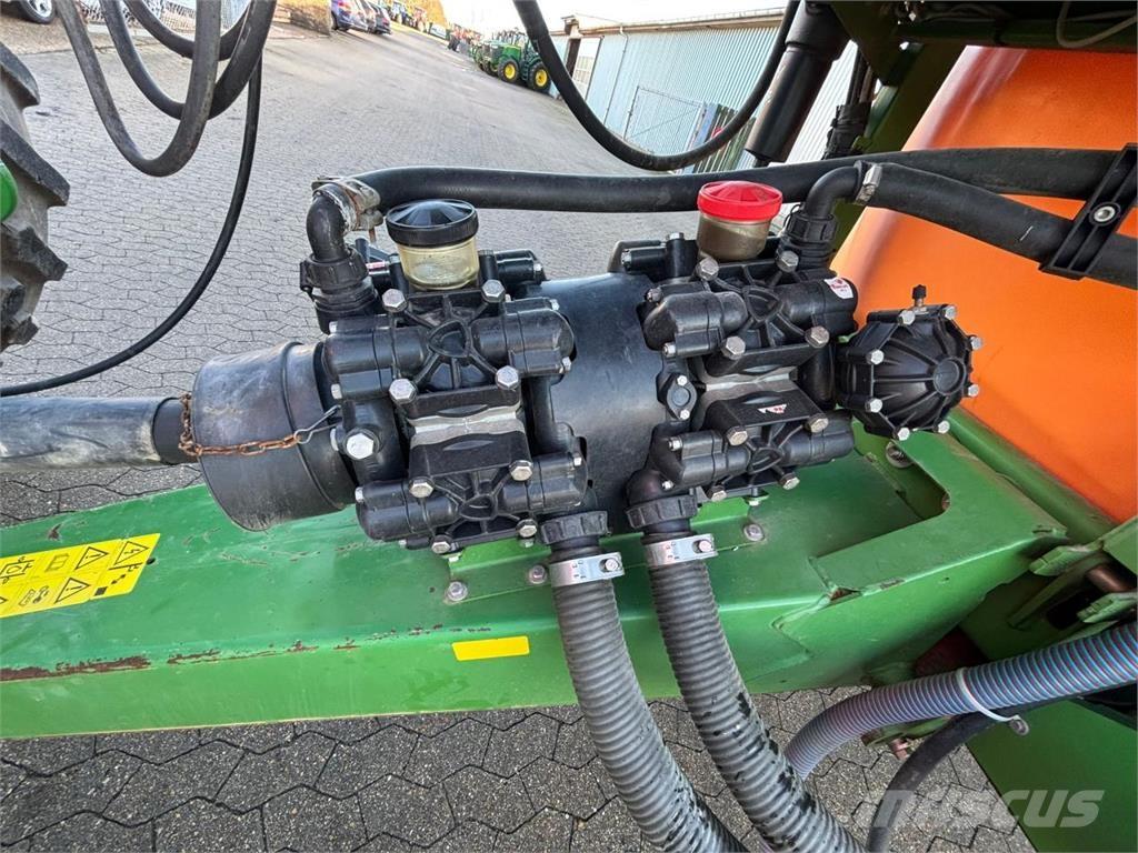 Amazone UX6200 Anhängespritzen