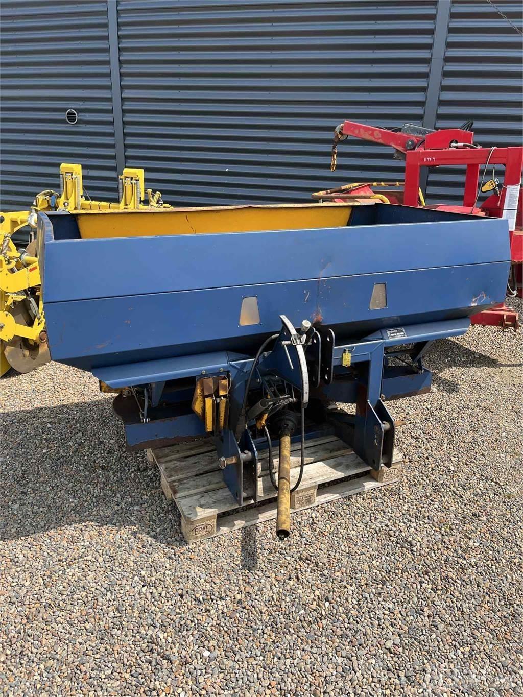 Bogballe E1500 Düngemittel-Sprüher