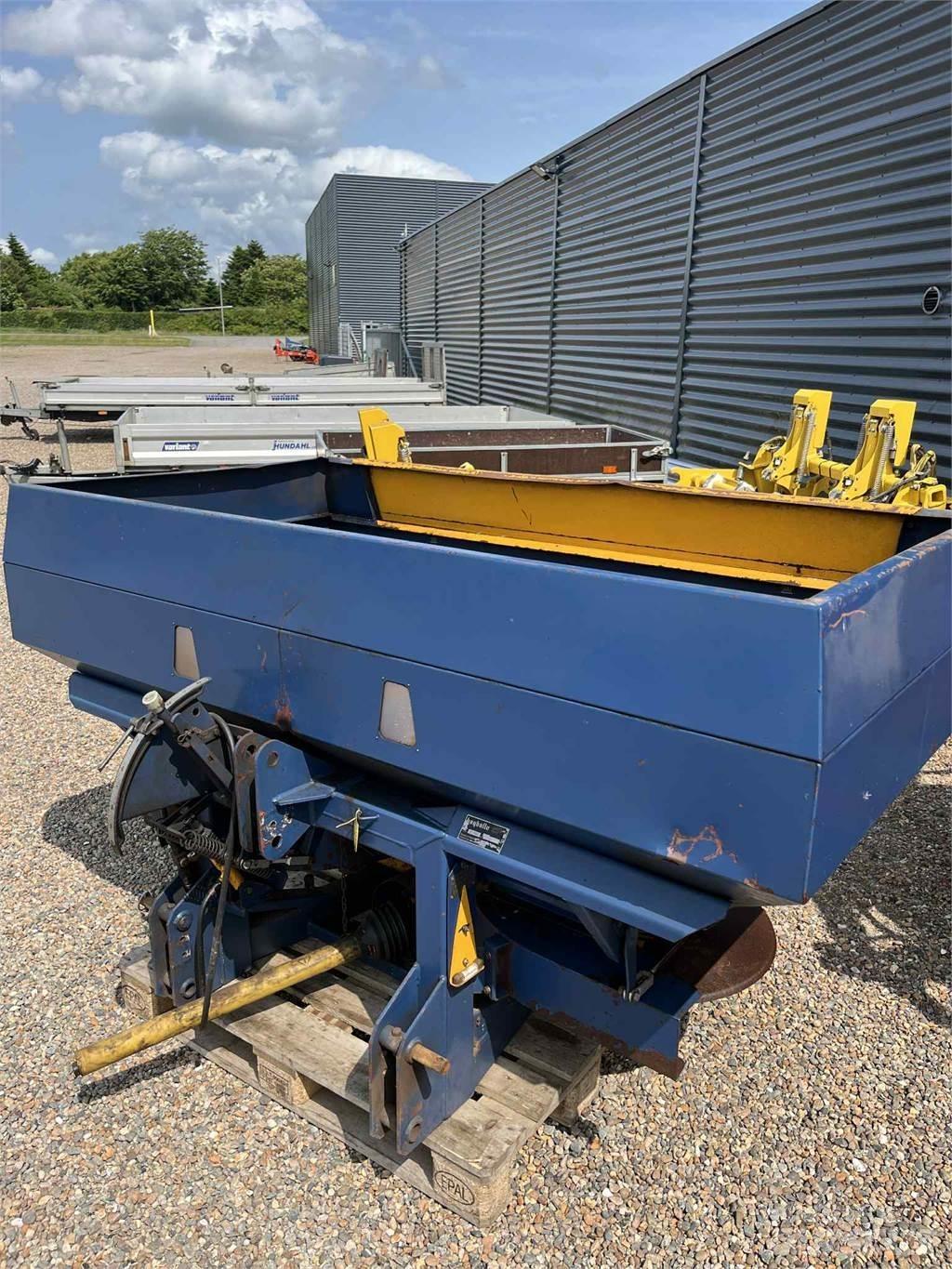 Bogballe E1500 Düngemittel-Sprüher