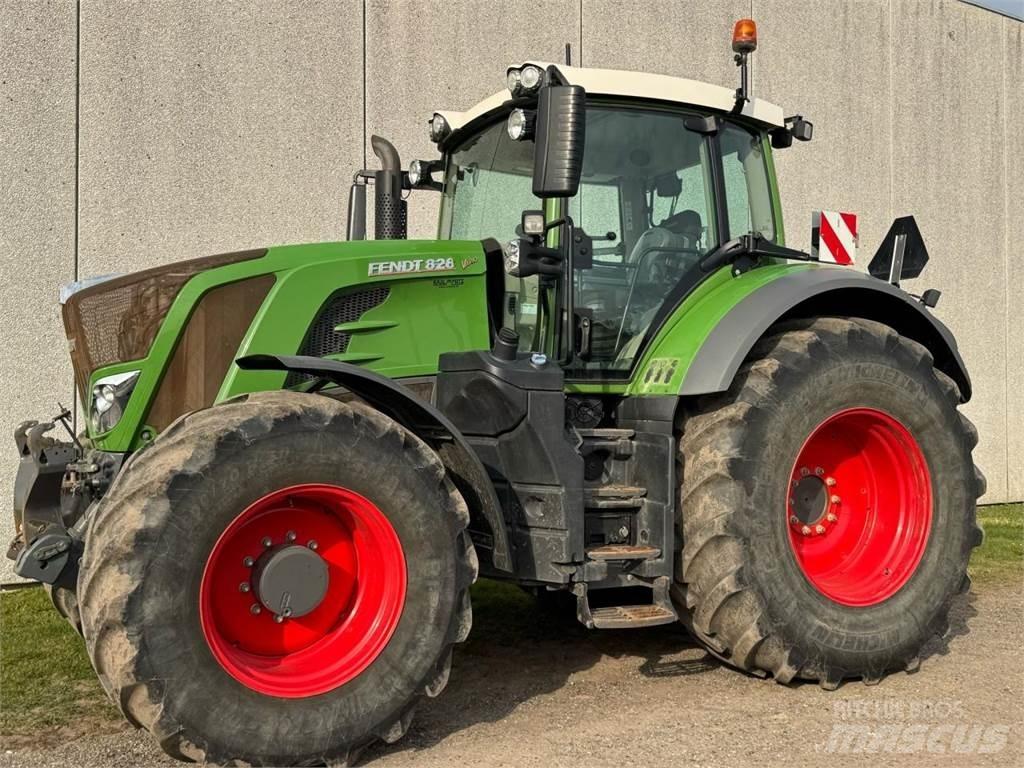 Fendt VARIO 828 Traktoren