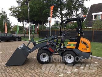 GiANT G2200E Minilader
