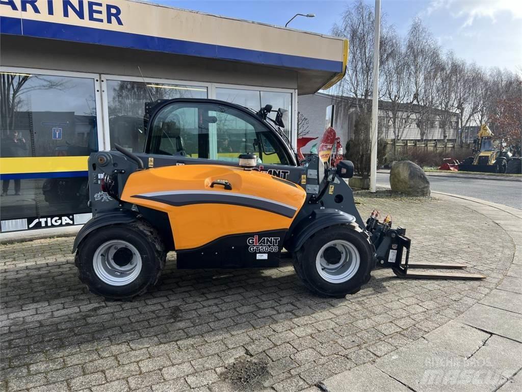 GiANT GT5048 Teleskoplader