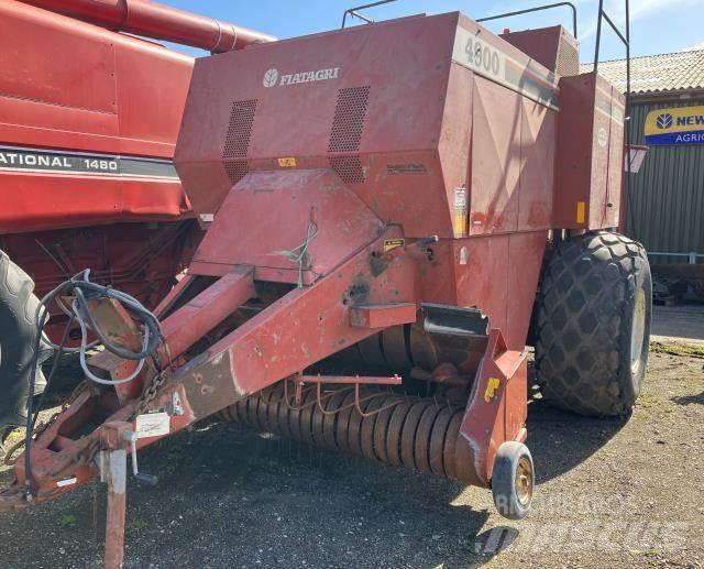 Hesston 4900 Quaderpressen