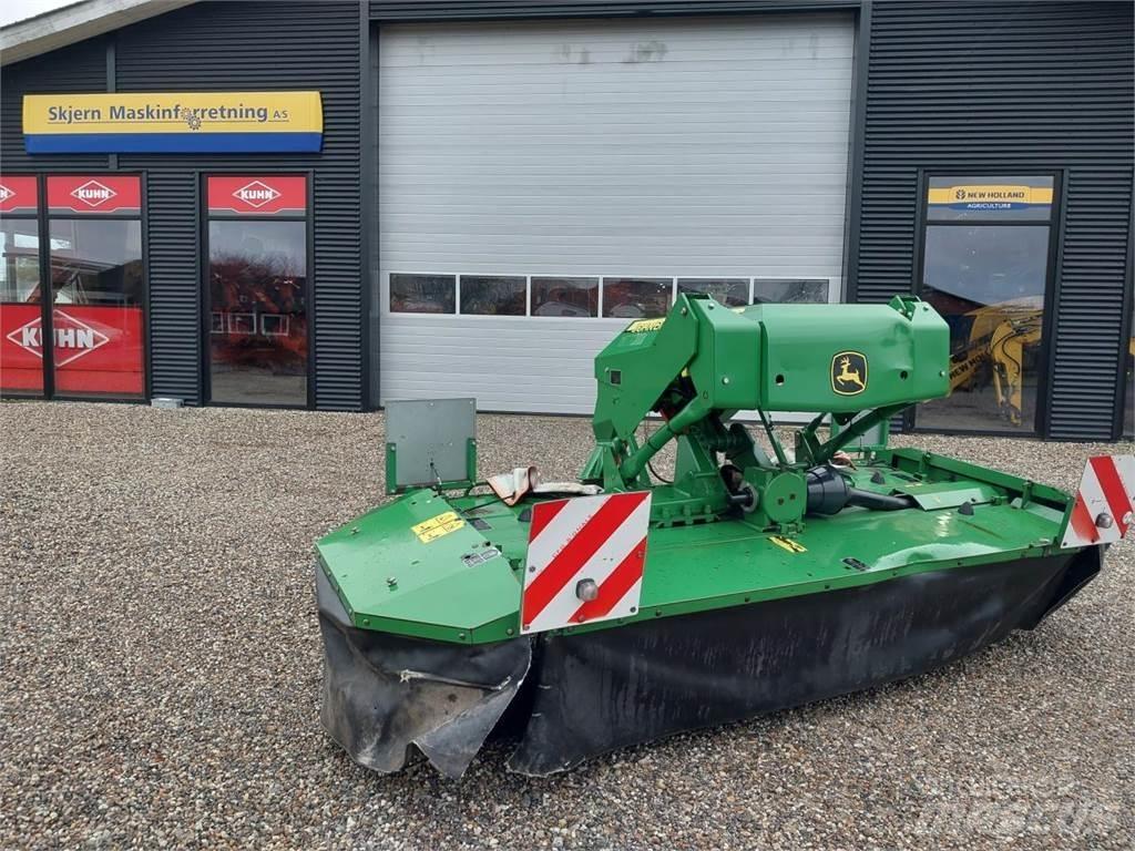 John Deere 131 Schwader