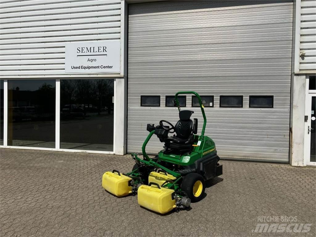 John Deere 2700 Fairway-Mäher