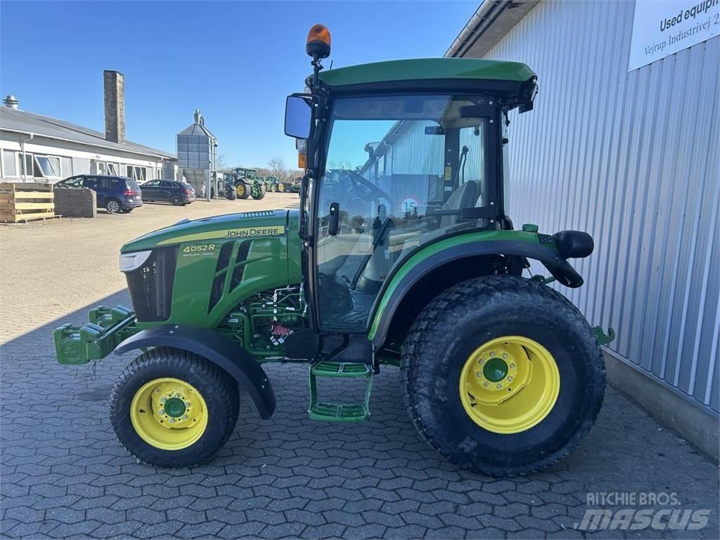 John Deere 4052R Kleintraktoren
