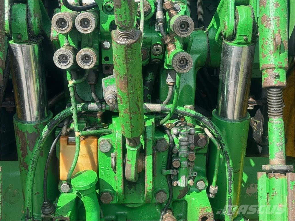 John Deere 6820 Traktoren