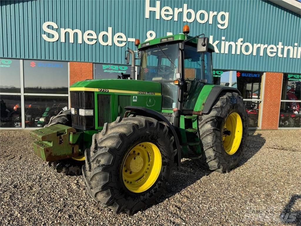 John Deere 7710 Traktoren