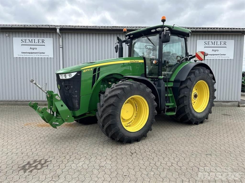 John Deere 8370R Traktoren
