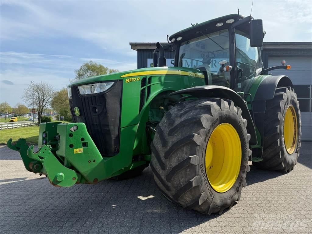John Deere 8370R Traktoren