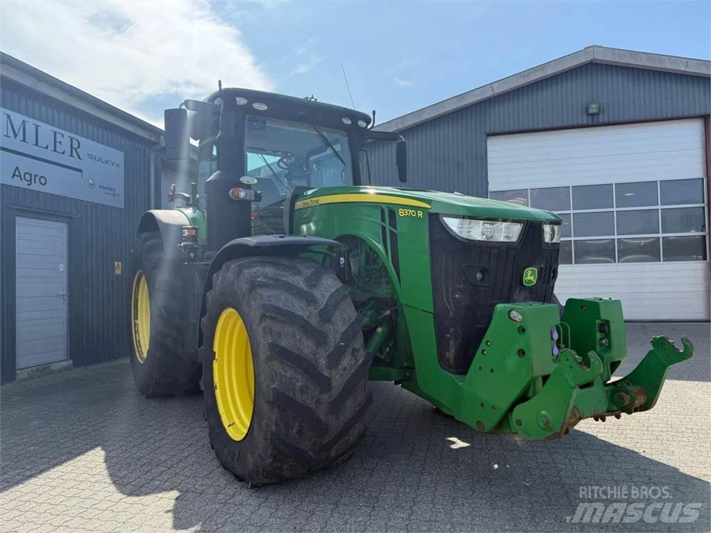 John Deere 8370R Traktoren