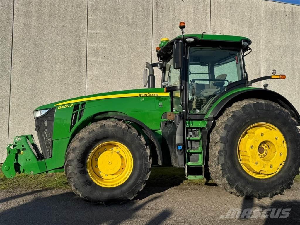 John Deere 8400R Traktoren