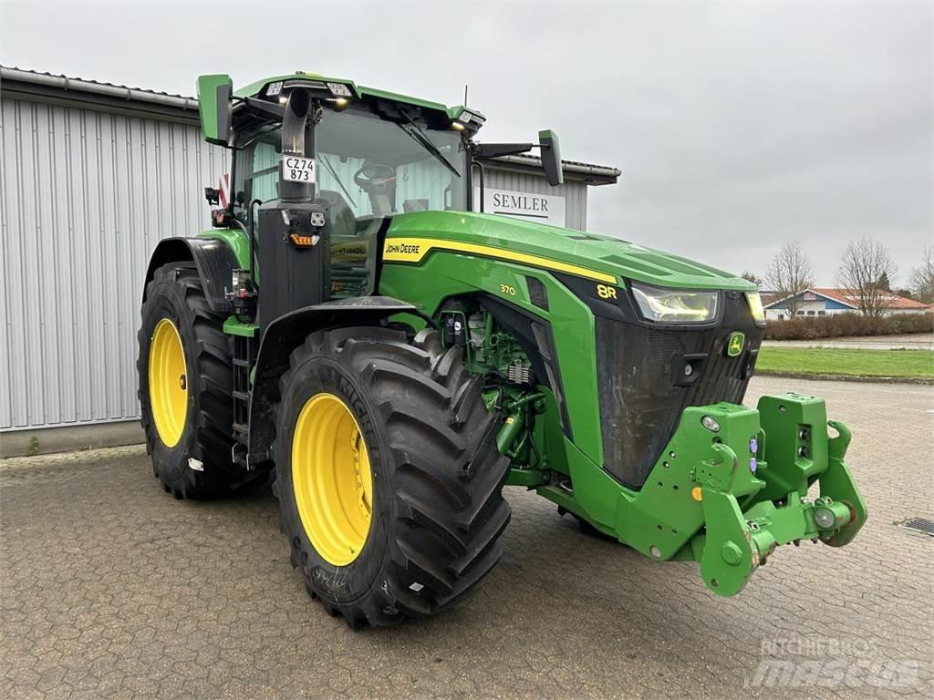 John Deere 8R 370 Traktoren