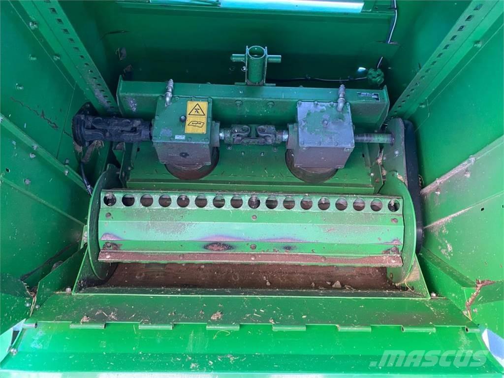 John Deere C670 Mähdrescher