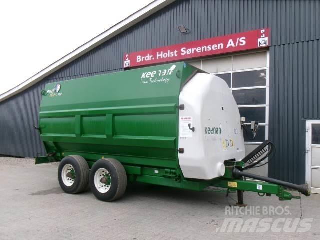 Keenan MF380 Futtermischwagen