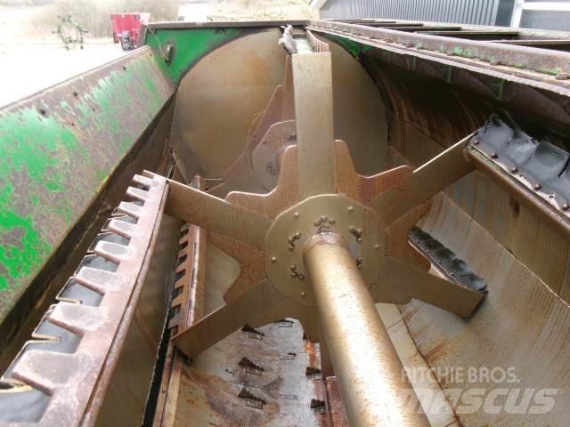Keenan MF380 Futtermischwagen