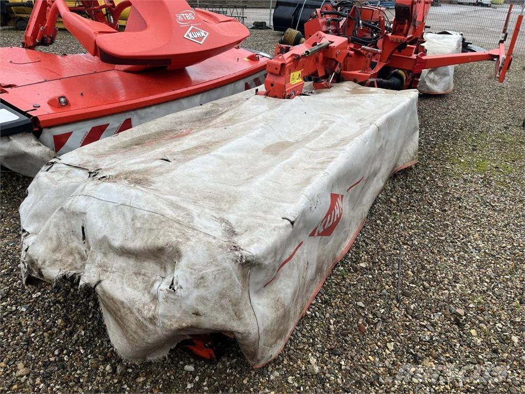 Kuhn GMD 883 Schwader