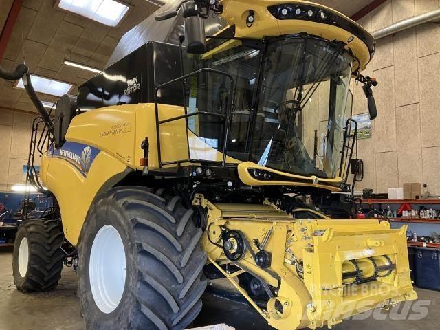 New Holland CR9.80 Mähdrescher