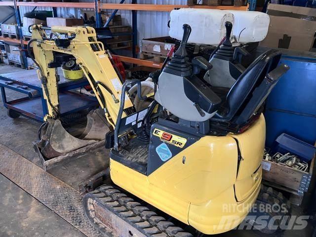 New Holland E09SR Minibagger < 7t