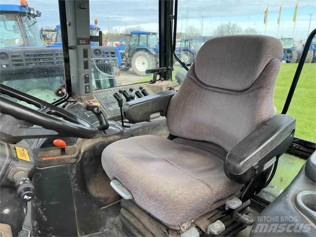 New Holland TM150 Traktoren